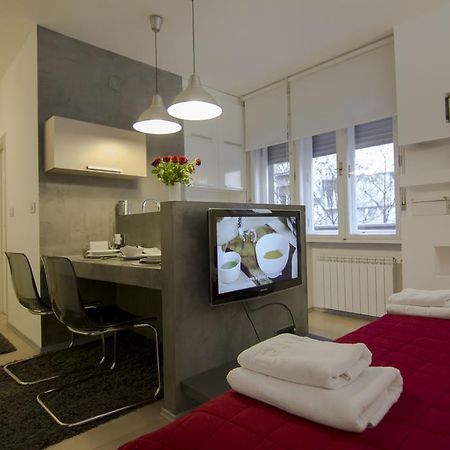 Studio Apartment Picasso Belgrado Buitenkant foto