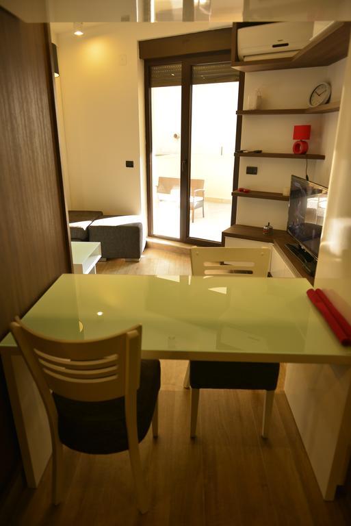 Studio Apartment Picasso Belgrado Kamer foto